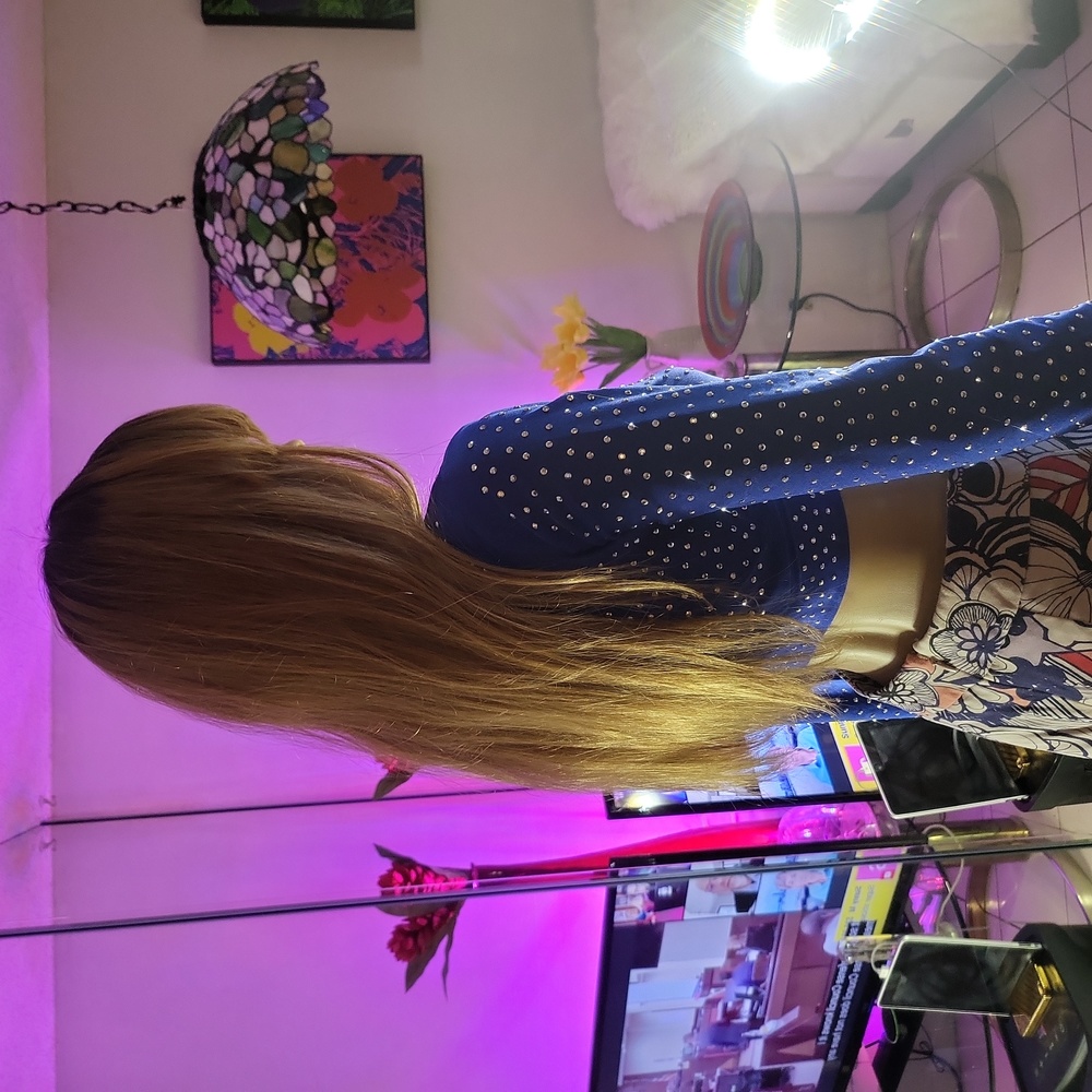 Top - Picture 3 of 3
